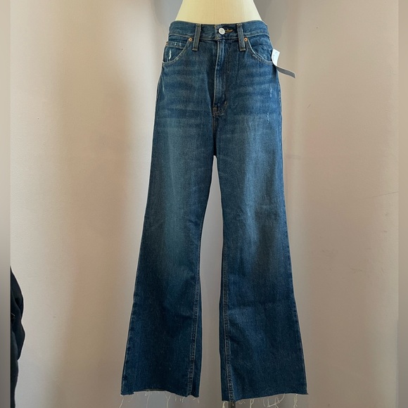 NEW BDG High-Waisted Twisted Flare Jean - Picture 3 of 7